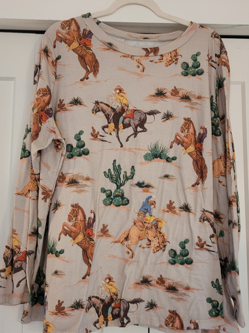 SHEIN Long-Sleeve Tee with Western Cowboy & Horse Print